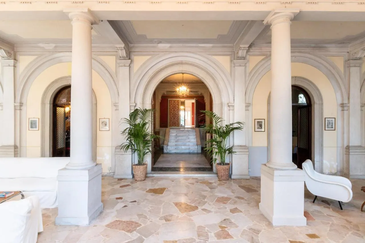 Villa Excelsior Toscolano-Maderno Italia